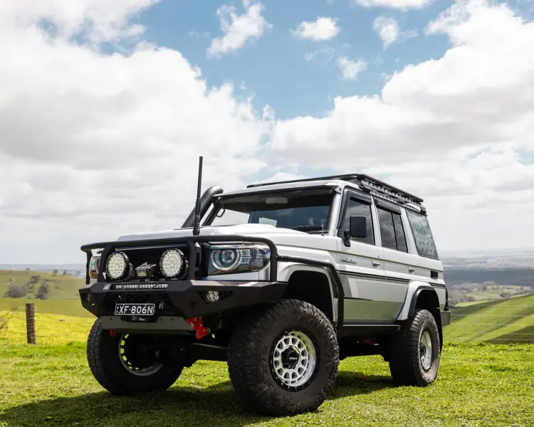 76 Series Landcruiser | Assault