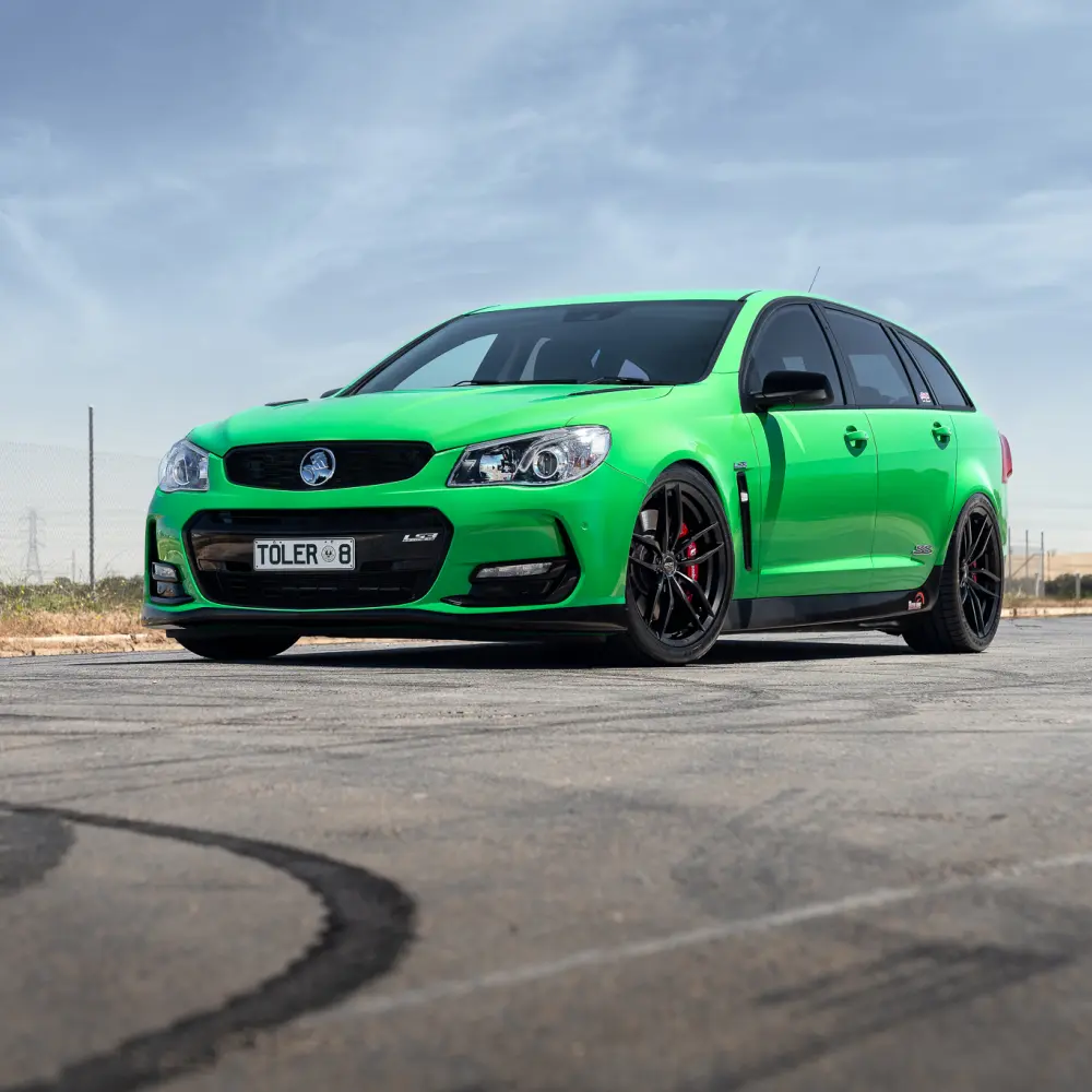 VF Commodore | RF3