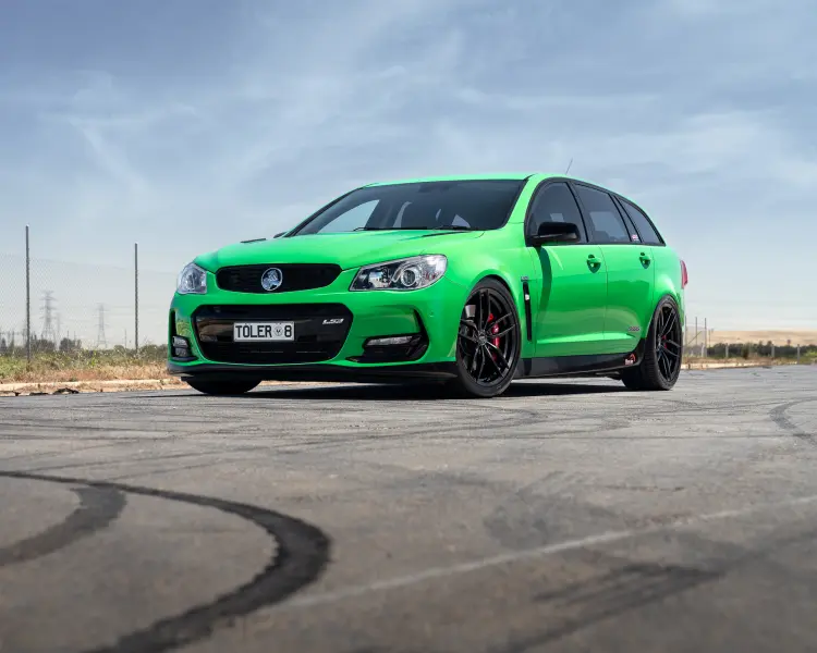 VF Commodore | RF3