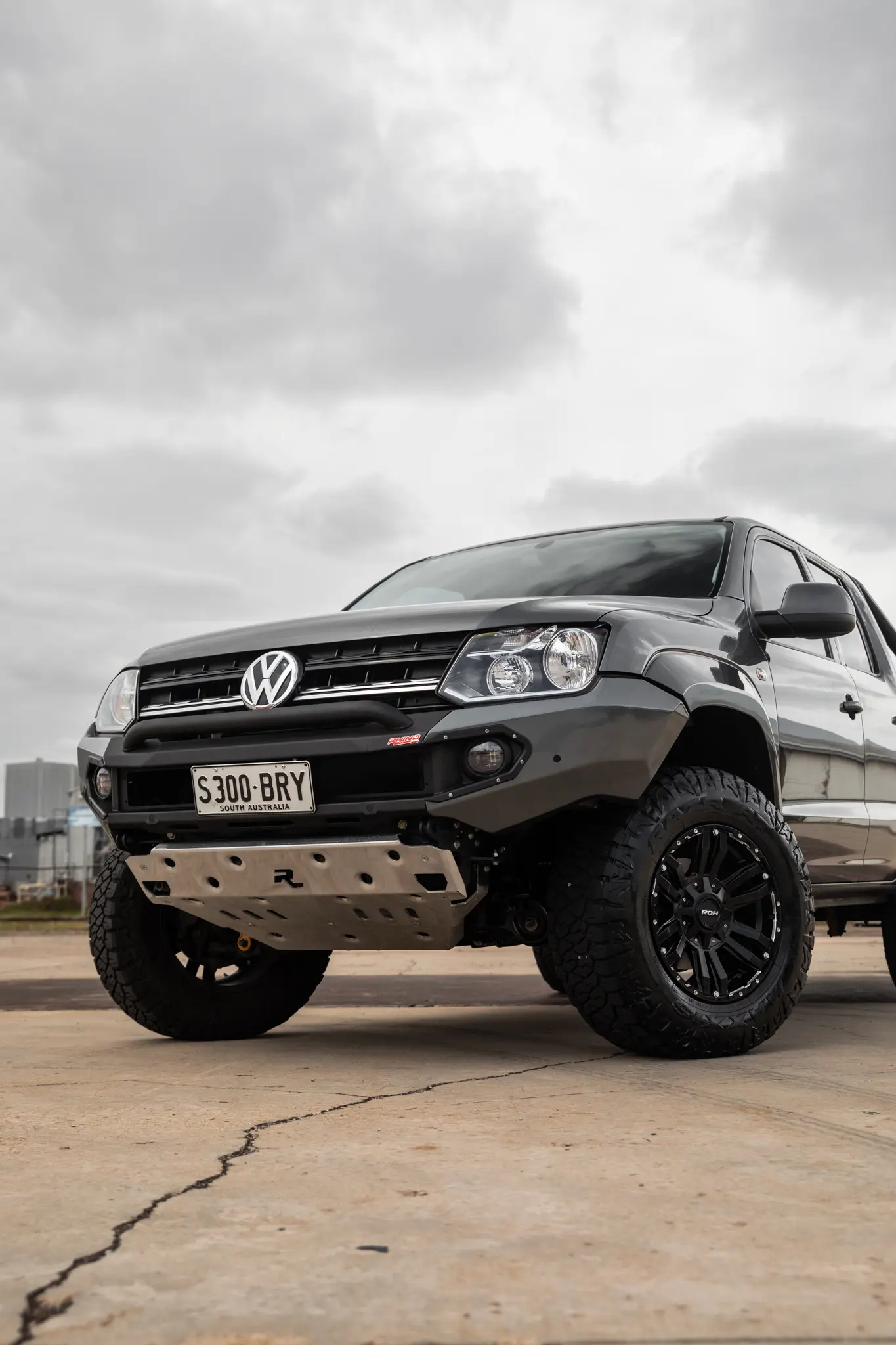 Volkswagen Amarok with 17x9 +30 ROH Vapour Matte Black Machined Accents Wheel in industrial area