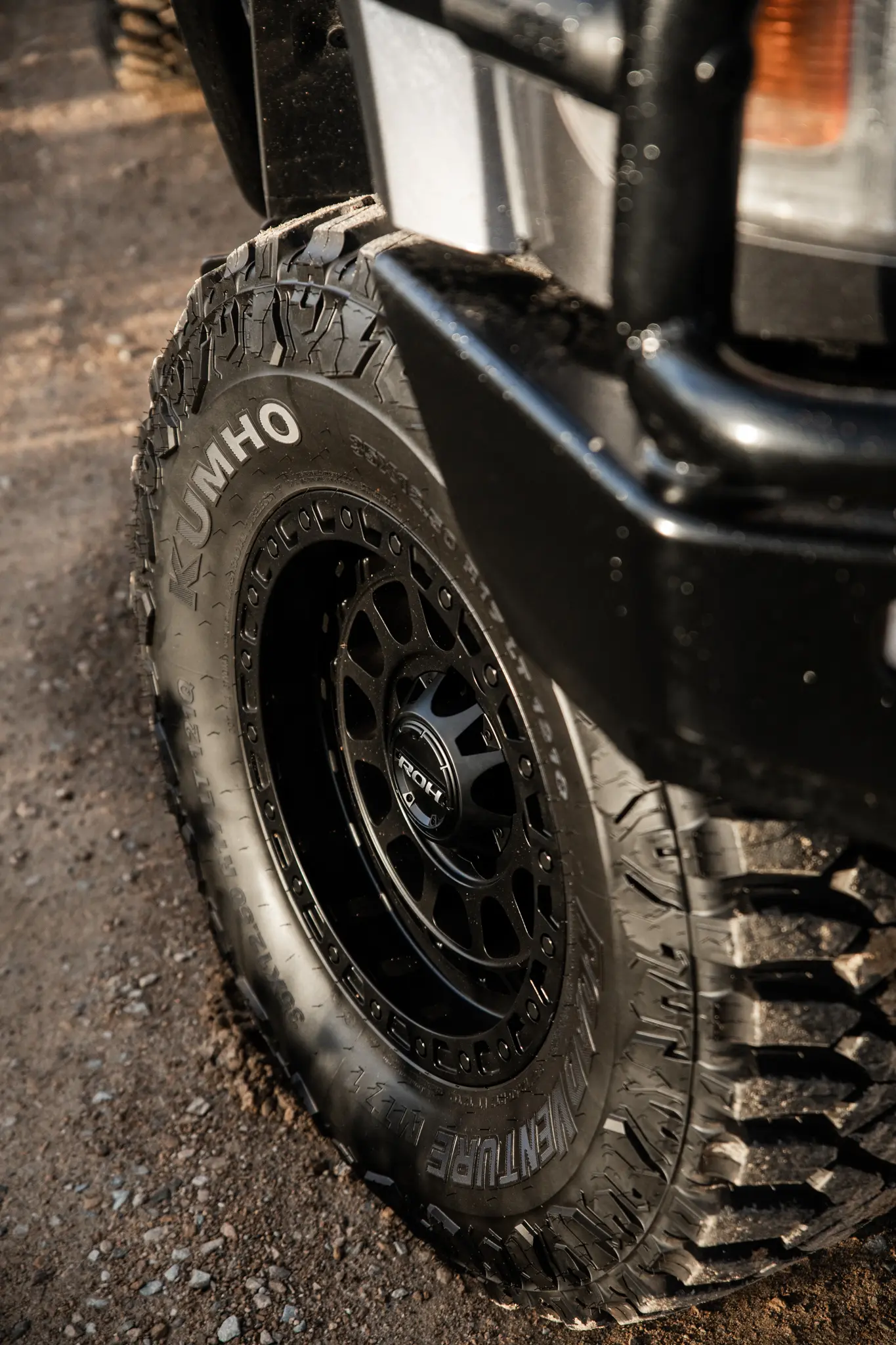 Toyota 79 Series LandCruiser with ROH Assault Matte Black 4x4 Wheel