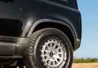 Black Land Rover Defender 90 with 20x9 +22 5x120 Machined Centre Black Lip ROH Assault Wheels