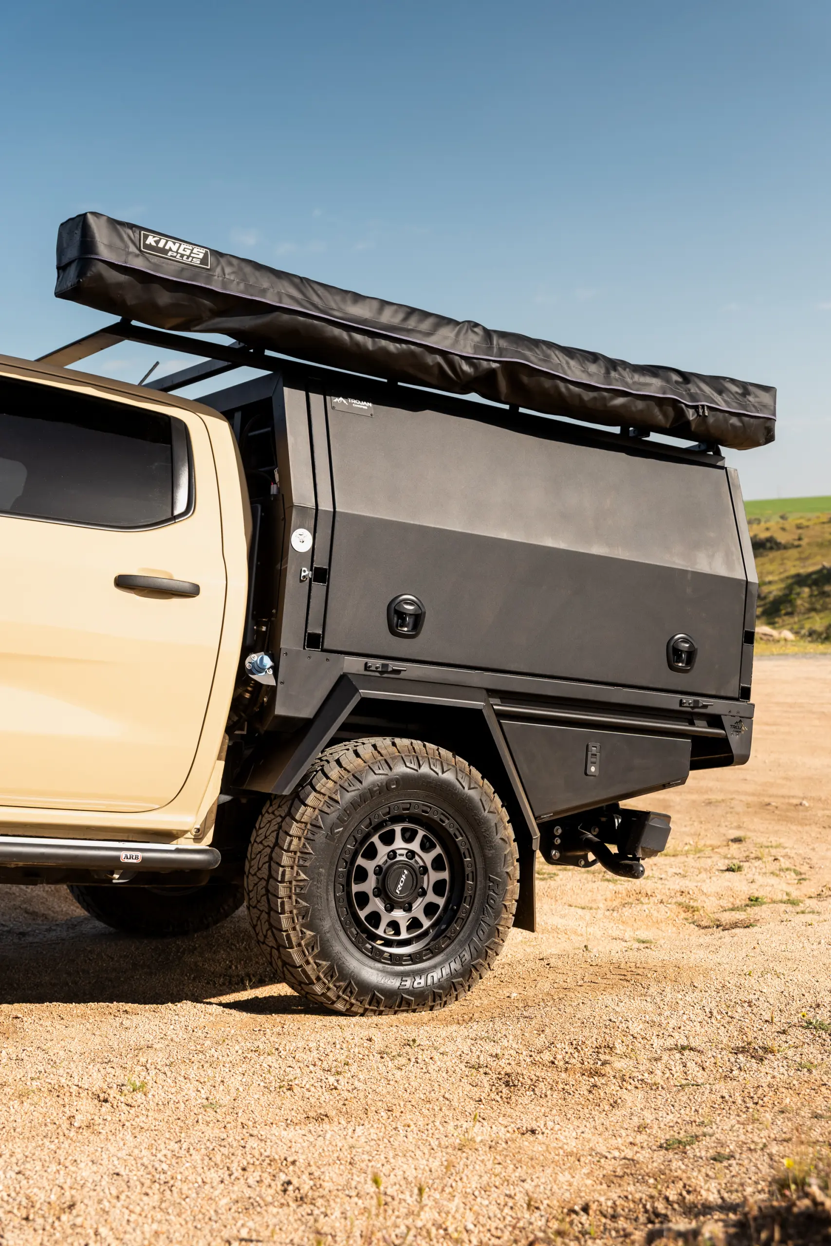Ford Ranger Super Duty with 18x9 +20 Graphite Centre Black Lip Assault 4x4 Wheel Design off road
