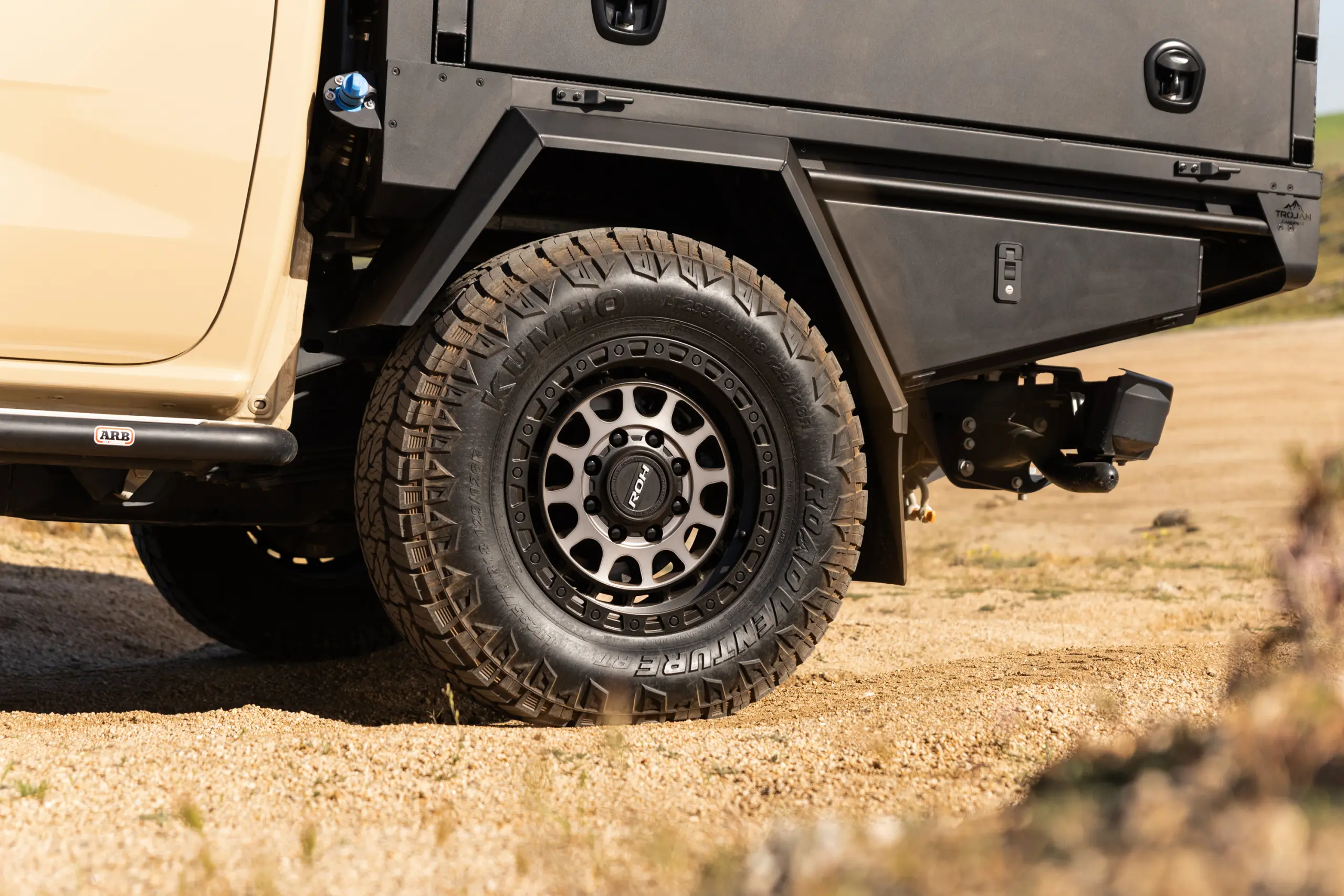 Ford Ranger Super Duty with 18x9 +20 Graphite Centre Black Lip Assault 4x4 Wheel Design off road