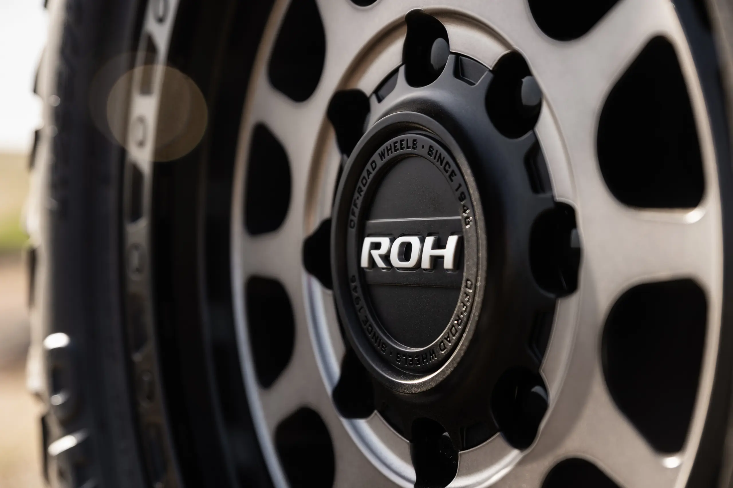 Ford Ranger Super Duty with 18x9 +20 Graphite Centre Black Lip Assault 4x4 Wheel Design off road