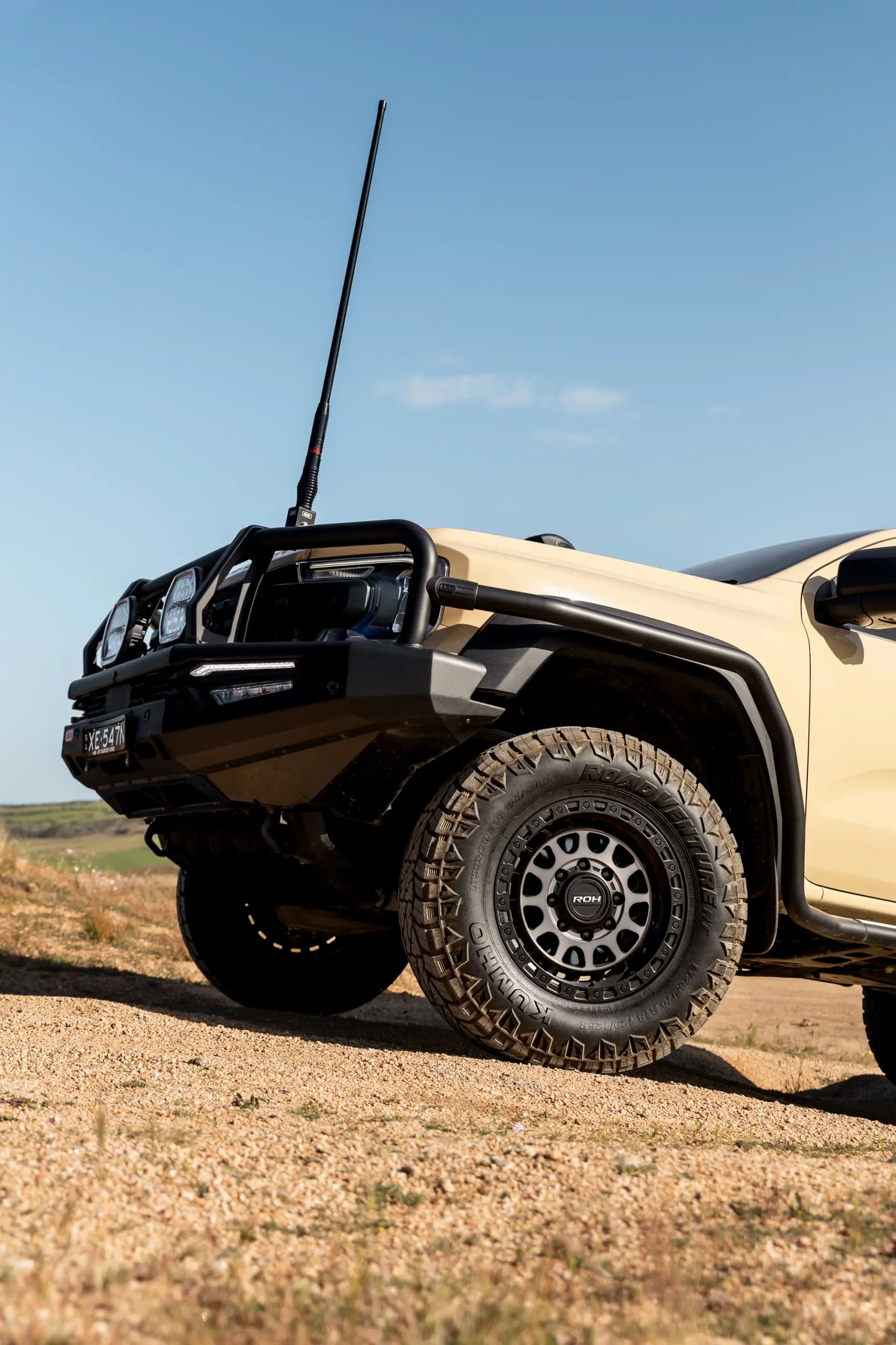 Ford Ranger Super Duty with 18x9 +20 Graphite Centre Black Lip Assault 4x4 Wheel Design off road