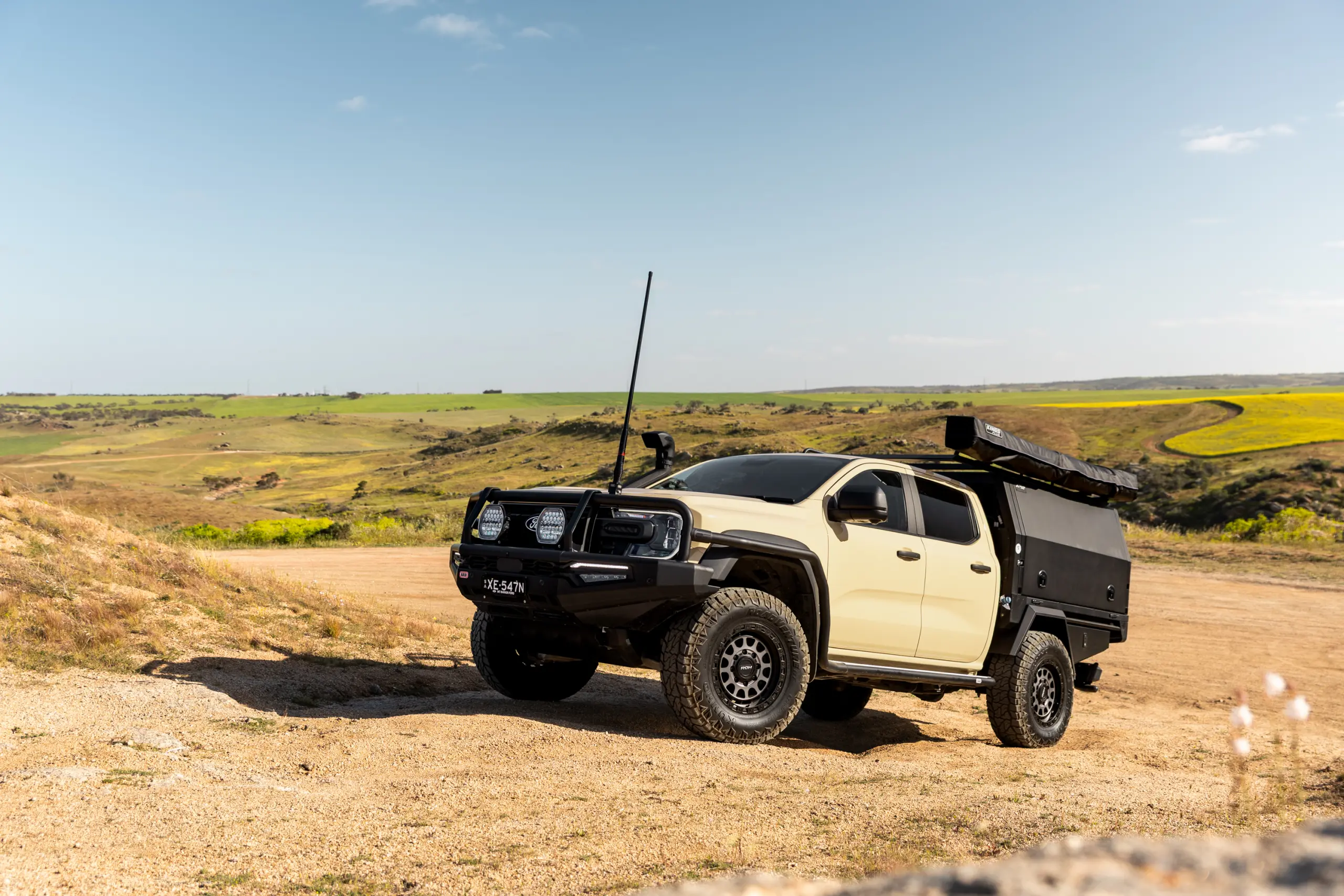 Ford Ranger Super Duty with 18x9 +20 Graphite Centre Black Lip Assault 4x4 Wheel Design off road