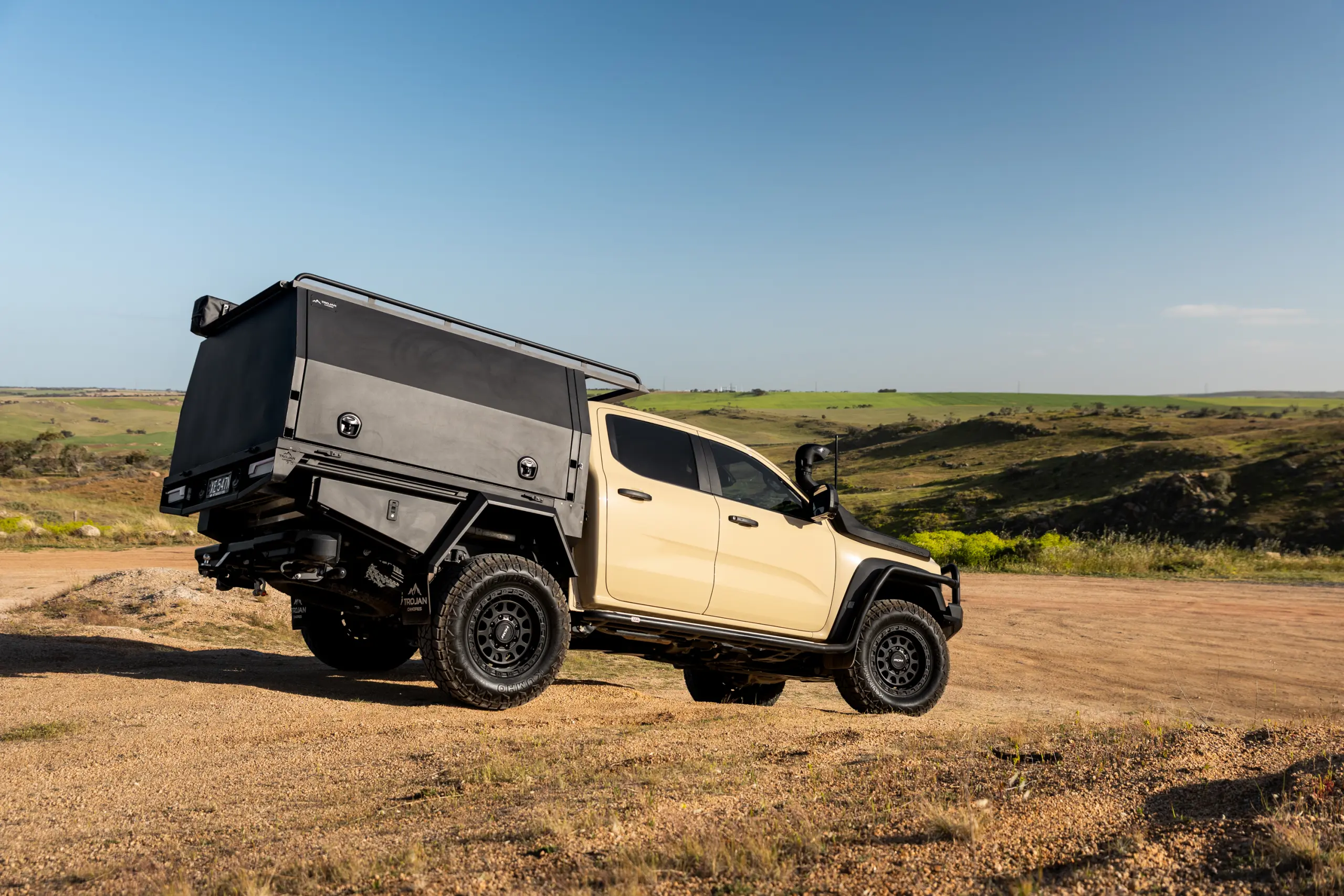 Ford Ranger Super Duty with 18x9 +20 Matte Black Assault 4x4 Wheel Design off road