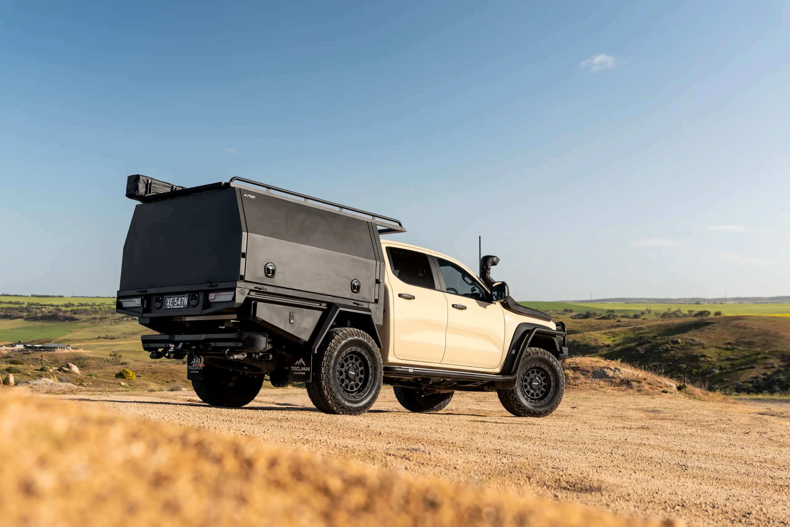 Ford Ranger Super Duty with 18x9 +20 Matte Black Assault 4x4 Wheel Design off road