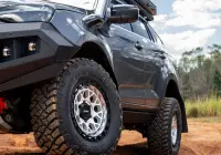 Grey Isuzu MU-X with ROH Atlas 4x4 Wheel in Machined Centre Black Lip finish off road