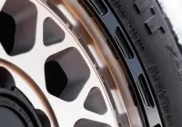 Close-up of ROH Atlas 4x4 Wheel in Machined Centre Black Lip finish
