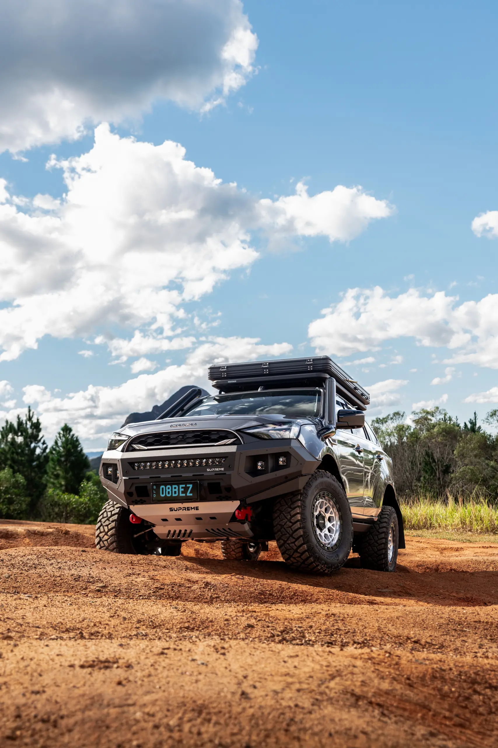 Grey Isuzu MU-X with ROH Atlas 4x4 Wheel in Machined Centre Black Lip finish off road