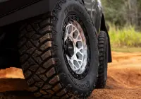 Grey Isuzu MU-X with ROH Atlas 4x4 Wheel in Machined Centre Black Lip finish off road