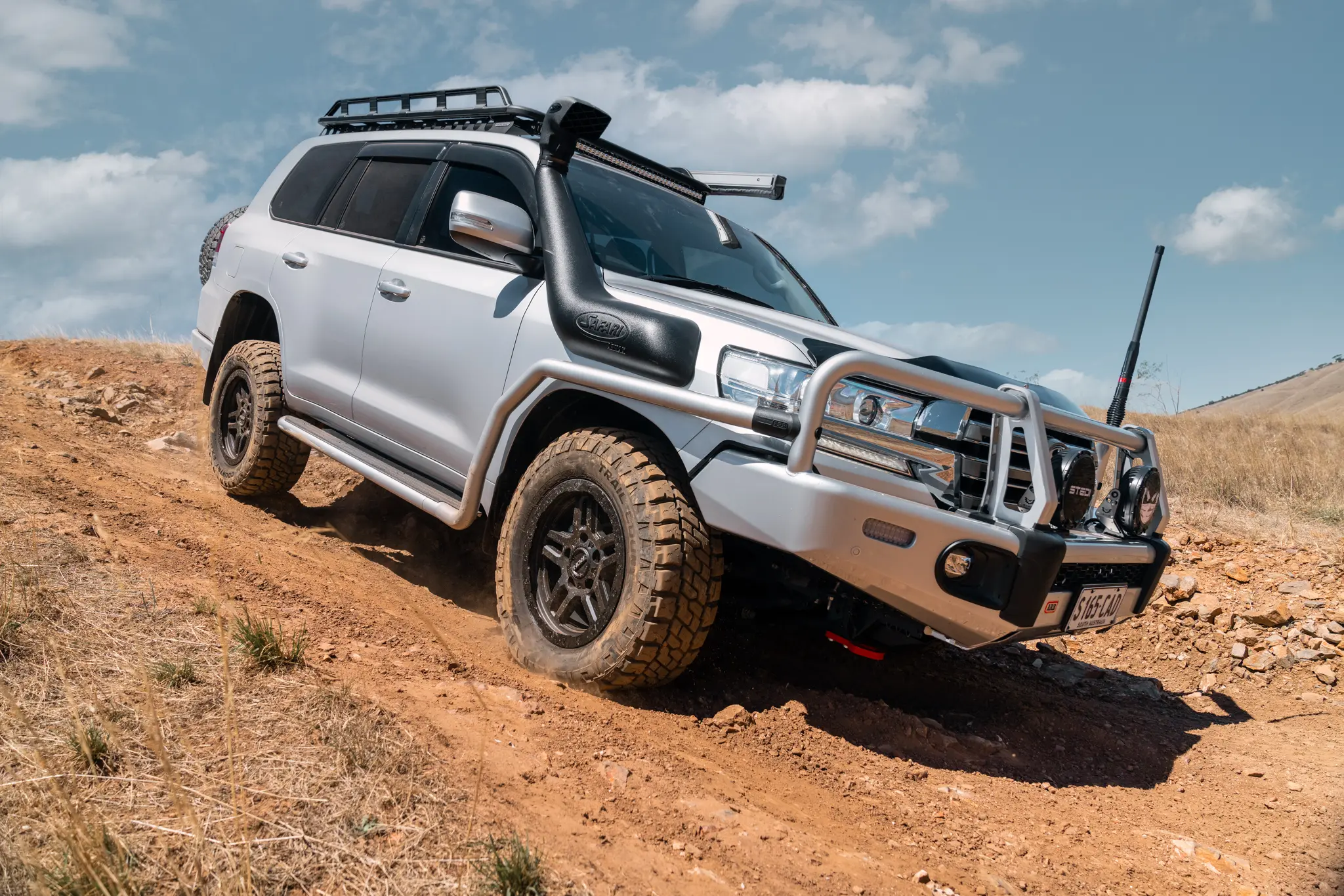 200 Series Landcruiser - Hammer