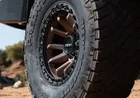 Toyota LandCruiser 76 Series Landcruiser with Bronze Centre Black Lip Raid 5 4x4 Wheel off road