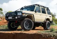 Toyota LandCruiser 76 Series with Graphite Centre Black Lip Raid 5 4x4 Wheel off road