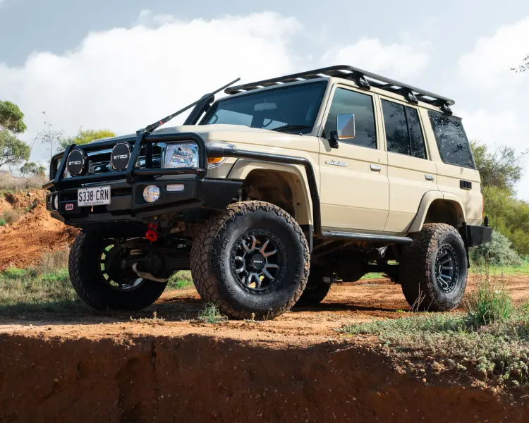 76 Series Landcruiser | Raid 5