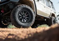 Toyota LandCruiser 76 Series with Graphite Centre Black Lip Raid 5 4x4 Wheel off road