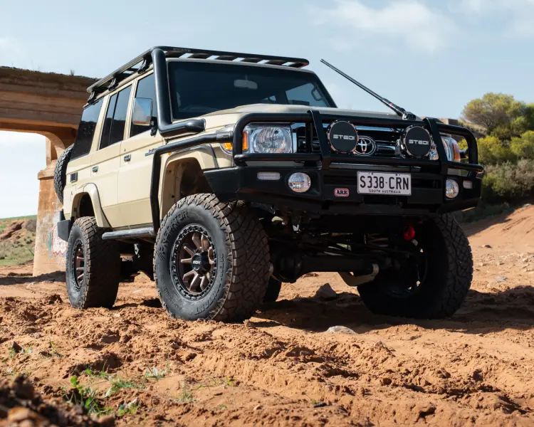 76 Series Landcruiser | Raid 5