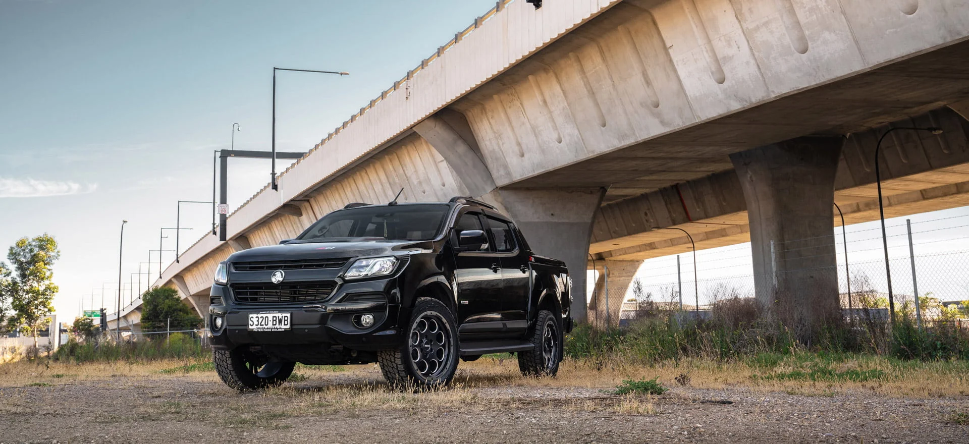 ROH Sniper on black Z71 Holden Colorado hero shot