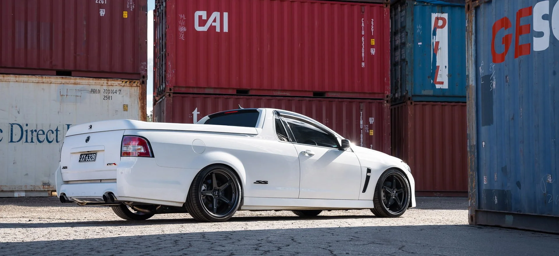 RF5 flow forged wheel on white Commodore Ute Hero Rear header