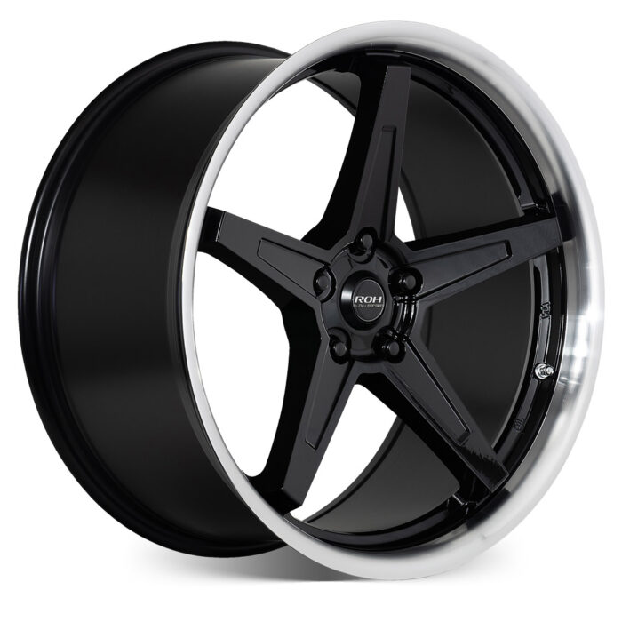 RF5 black machined lip flow forged wheel on more angle