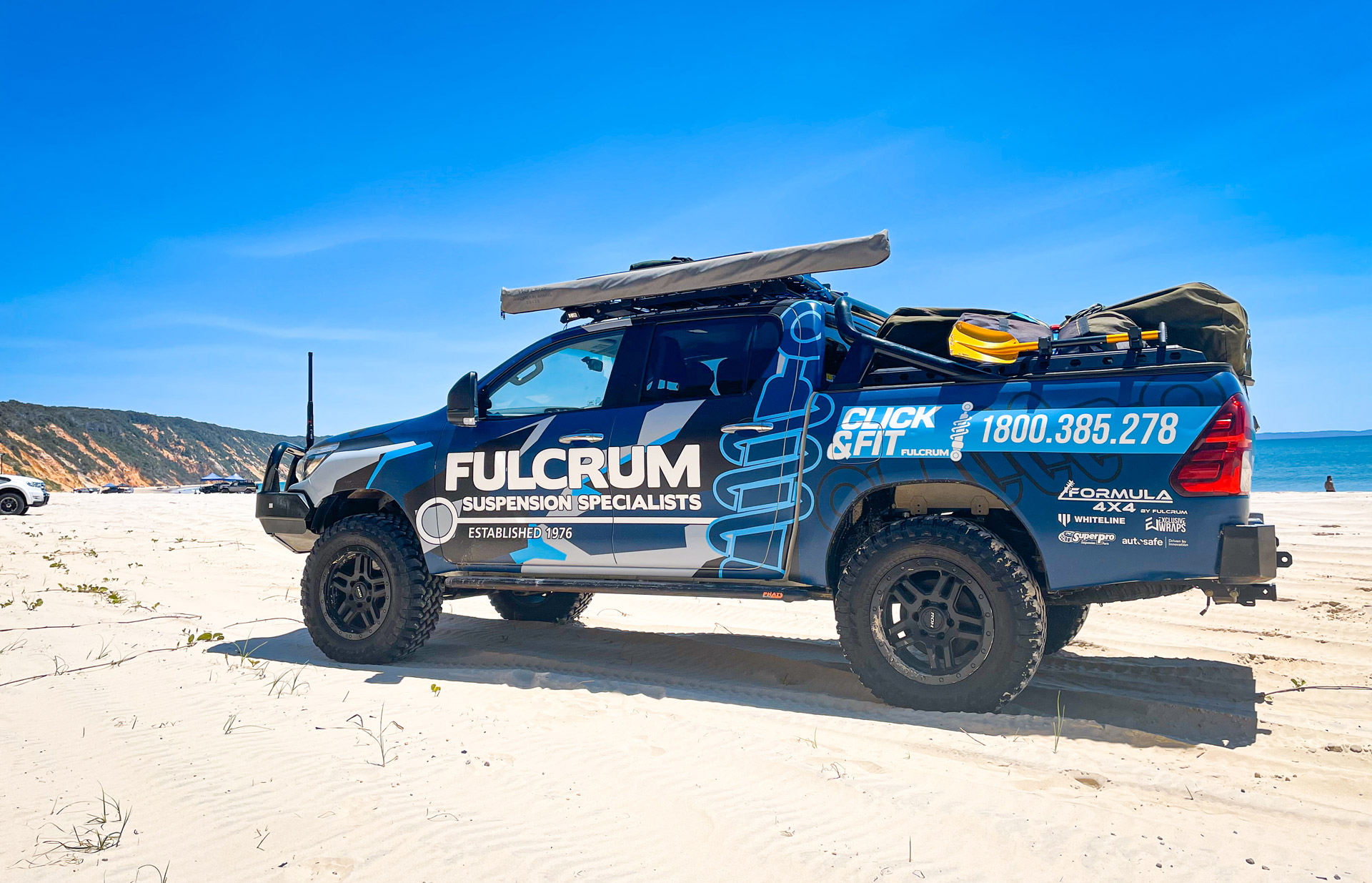 ROH Hammer 4x4 wheels on Toyota HiLux at the beach