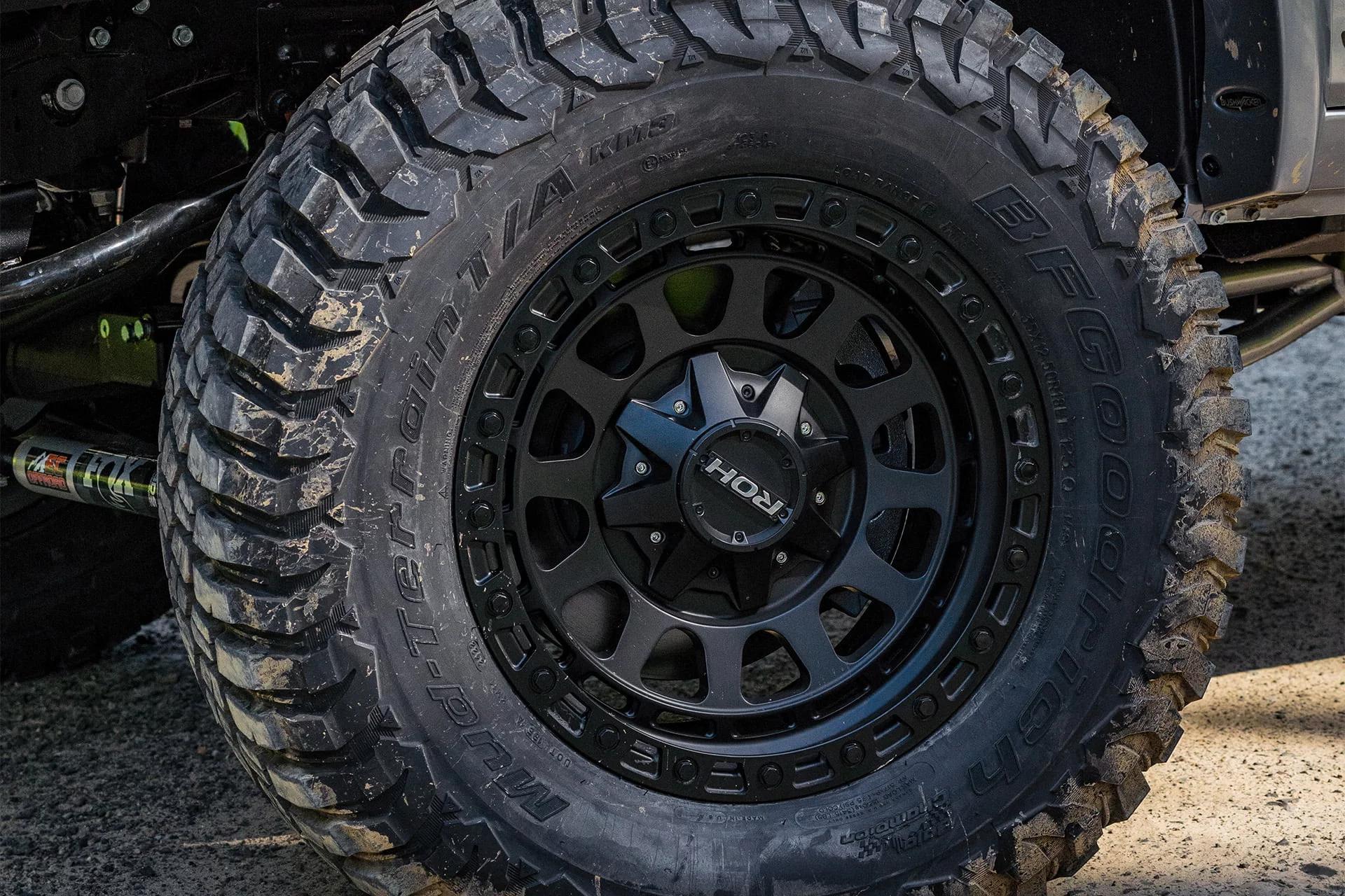 Close up of ROH Fully Forged Assault Wheel in Matt Black